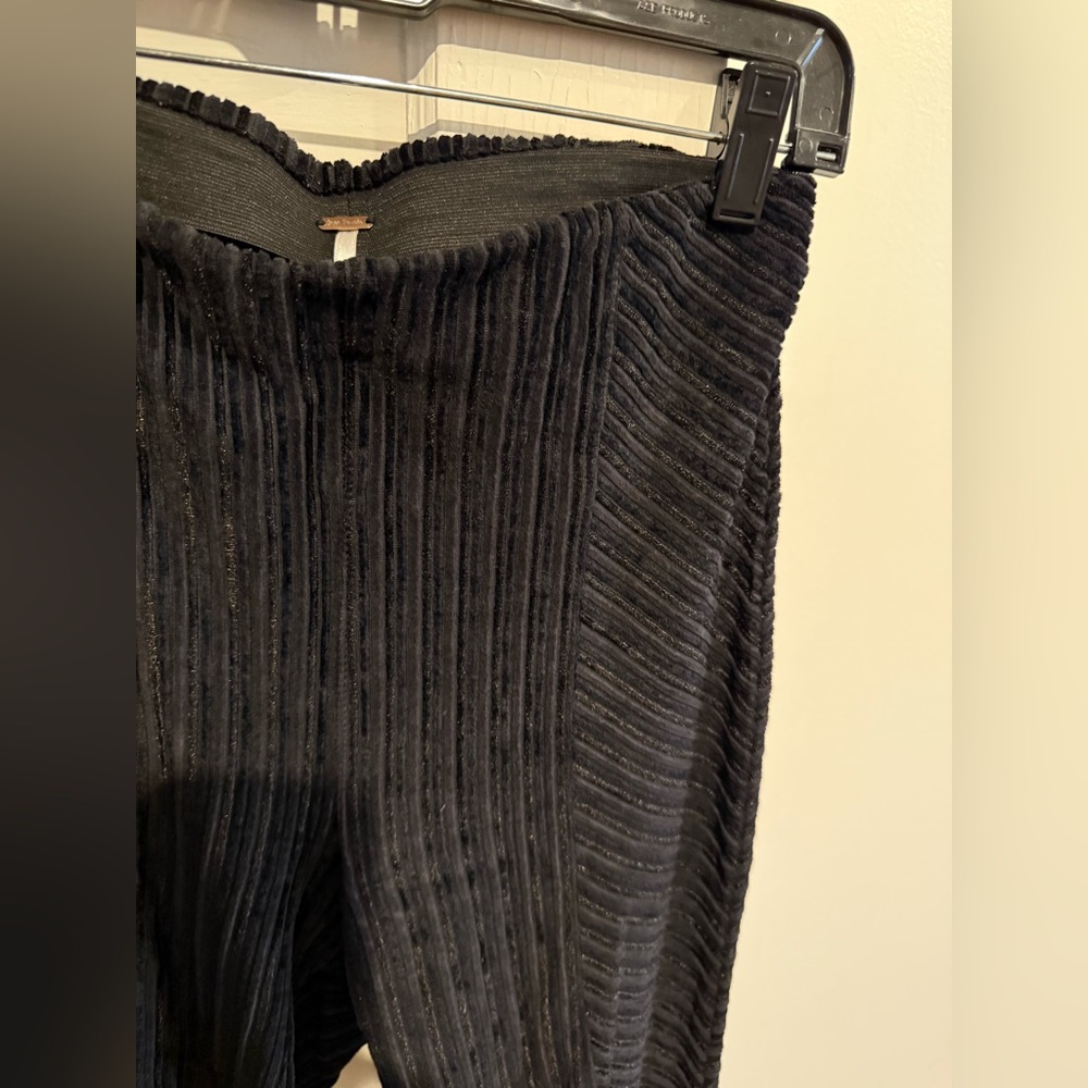 Free People slim pull on velvet flare